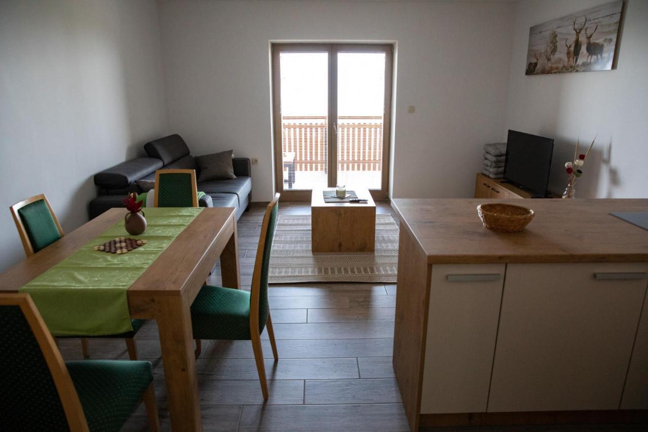 Apartmaji Hocka Koca Hočko Pohorje Eksteriør billede