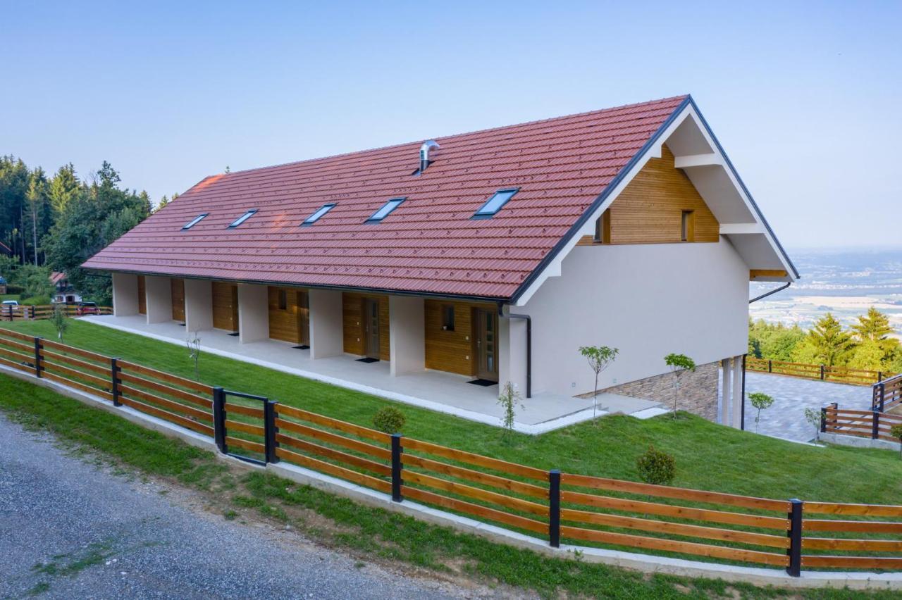 Apartmaji Hocka Koca Hočko Pohorje Eksteriør billede